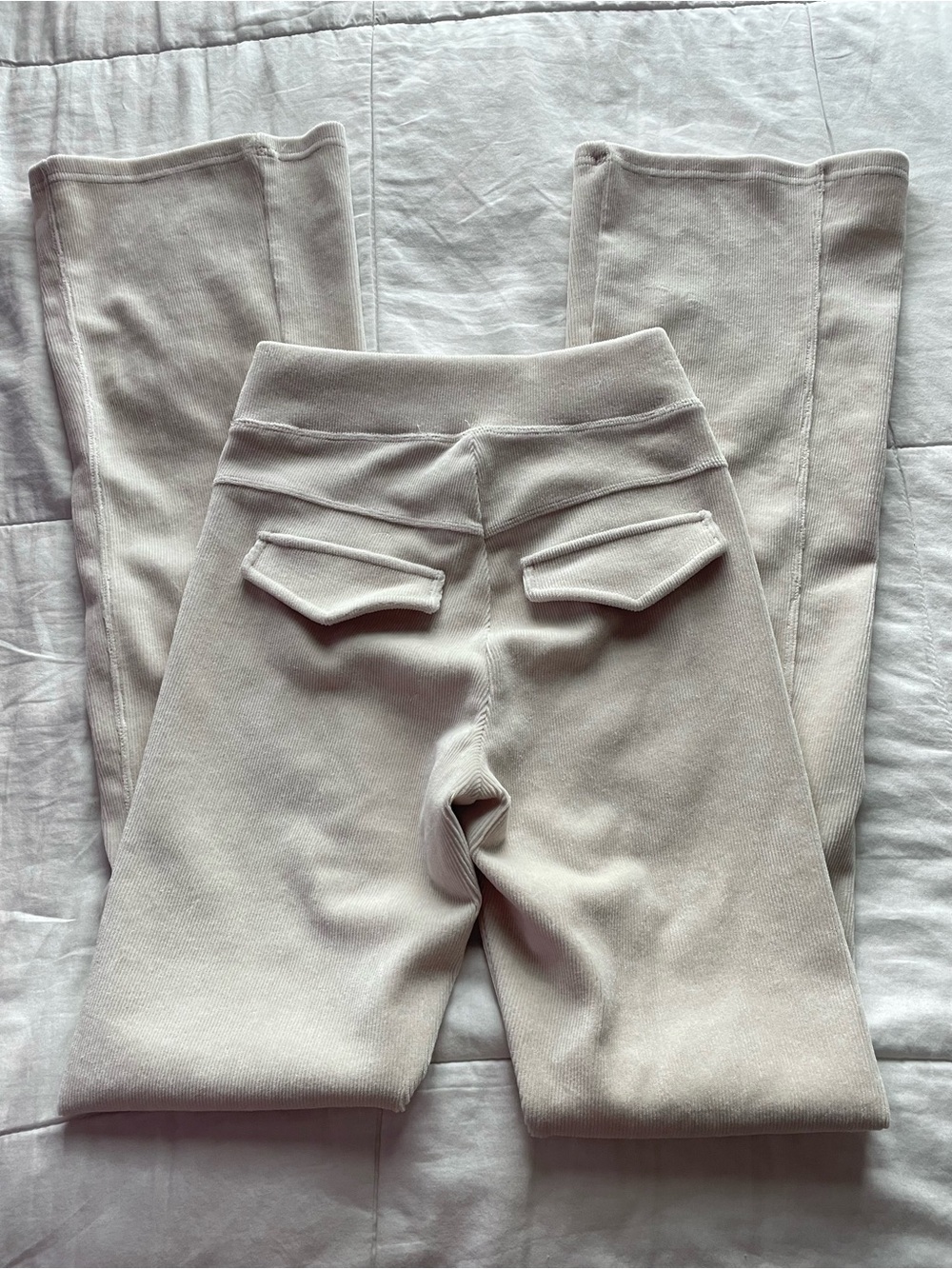 Aerie Cream Pull On Flap Pocket Flare Pants XS Chic Loungewear Athleisure Casual